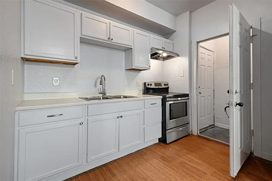 3020 South Boulevard #6, Dallas, TX 75215 - Image #3