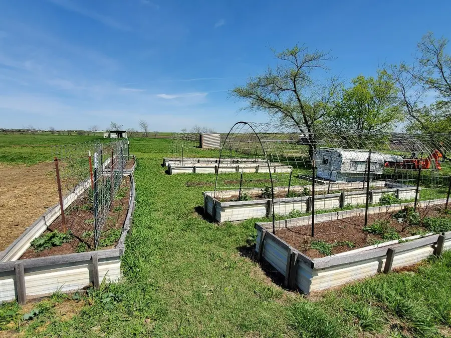 8224 County Road 604, Alvarado, TX 76009 - Image #2