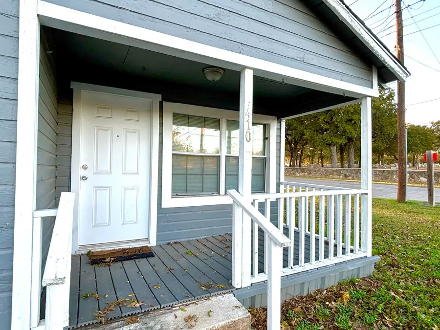 410 S Lillian Street, Stephenville, TX 76401 - Image #2