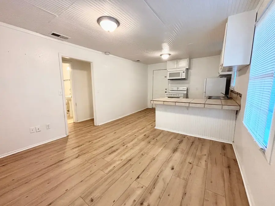 410 S Lillian Street, Stephenville, TX 76401 - Image #3