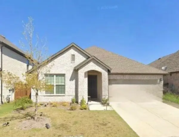 1921 Braided Mane Avenue, Aubrey, TX 76227