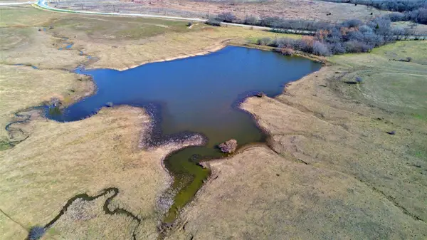 0000 Fm 677, St Jo, TX 76265