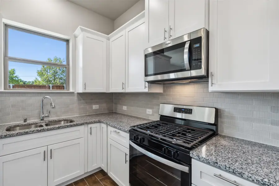 548 Hutchinson Lane, Lewisville, TX 75077 - #3