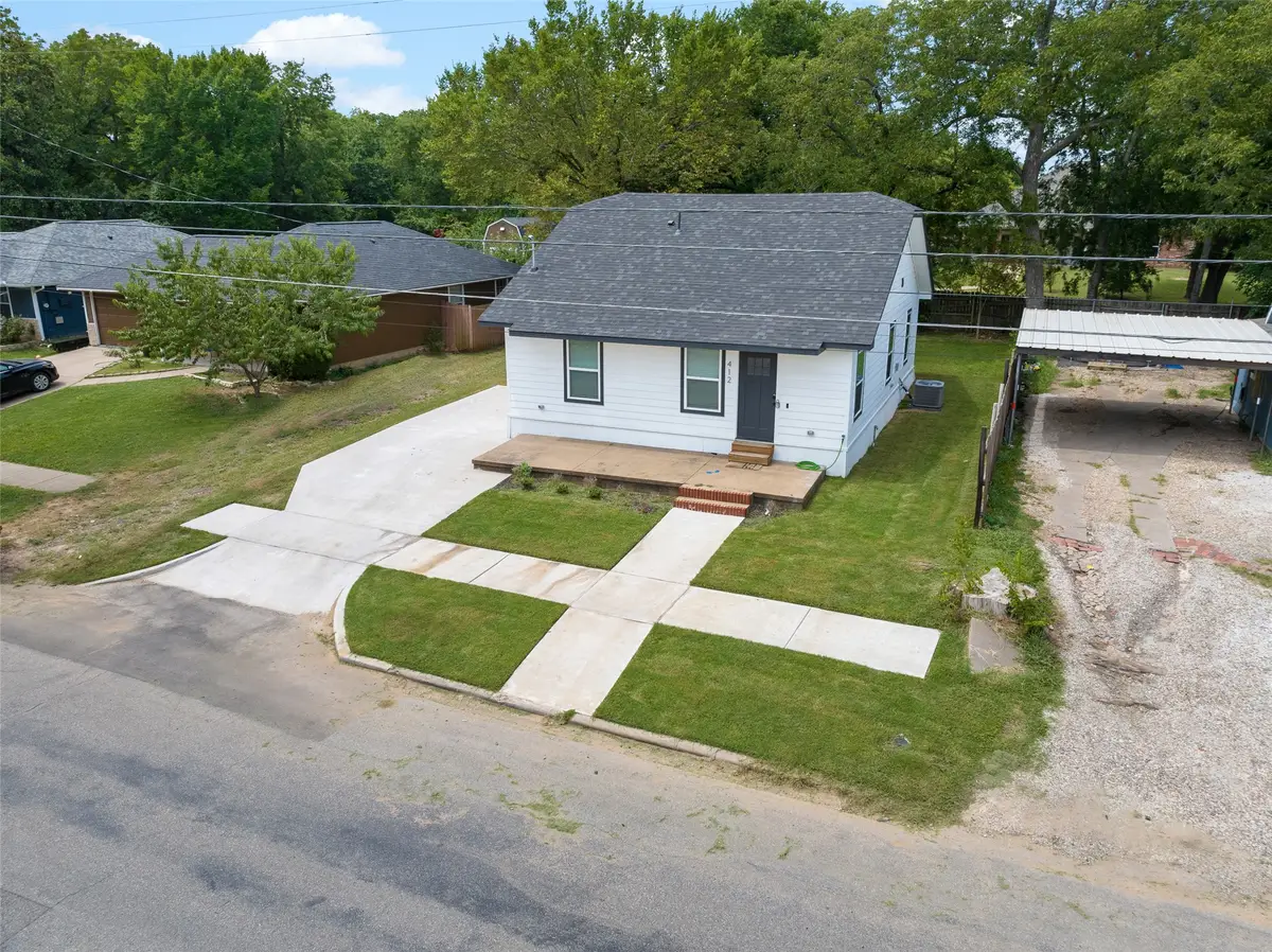 412 S Montgomery Street, Sherman, TX 75090 - Image #1