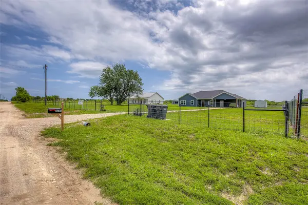 2044 Vz County Road 3808, Wills Point, TX 75169