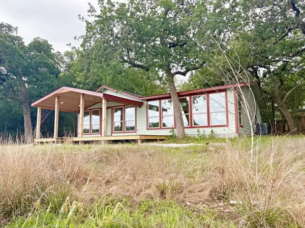 106 Caddo, Smithville, TX 78957