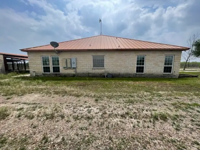 7448 N Us Highway 281, Orange Grove, TX 78372 - Image #3