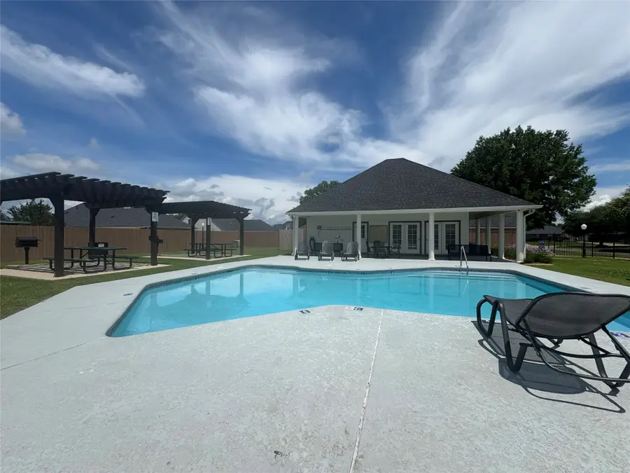 3508 Hanover Court, Bossier City, LA 71111 - Image #2