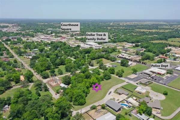 106 Friendswood #B, Fairfield, TX 75840