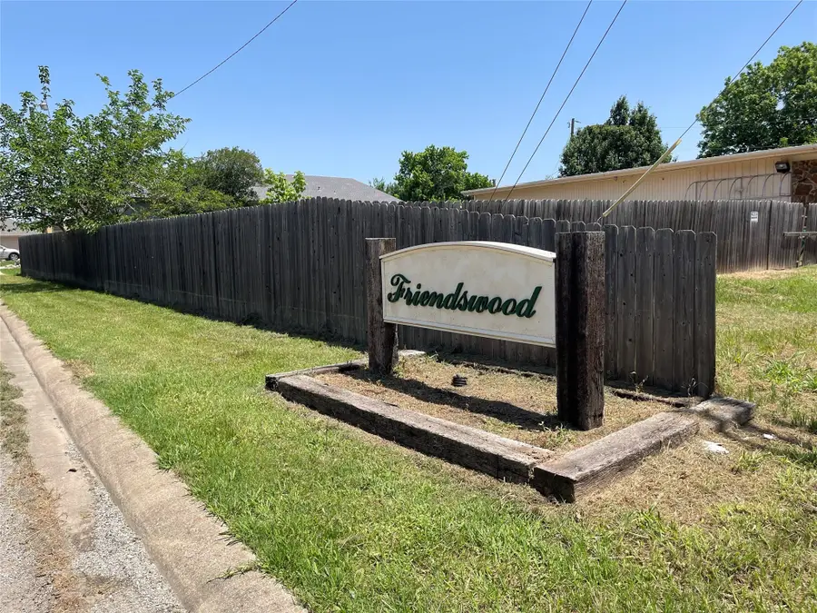 106 Friendswood #B, Fairfield, TX 75840 - Image #2