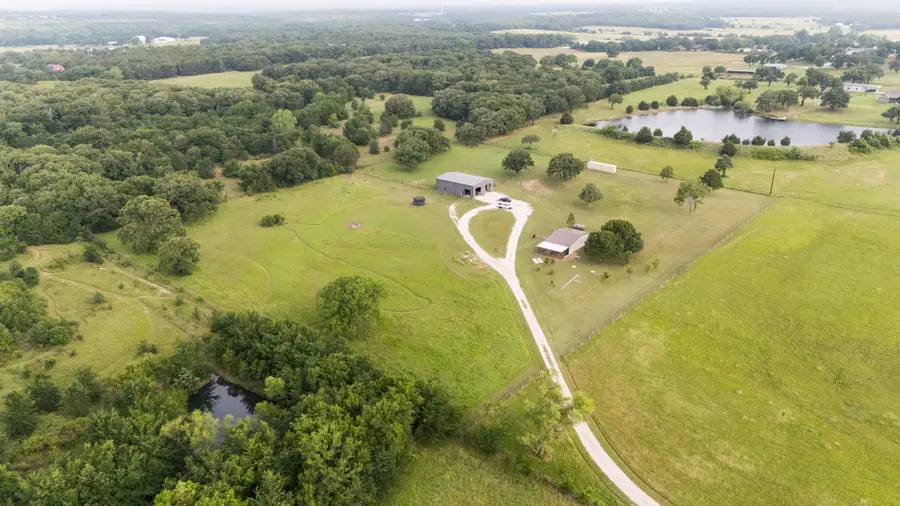 14293 S Farm To Market 372, Valley View, TX 76272 - Image #3