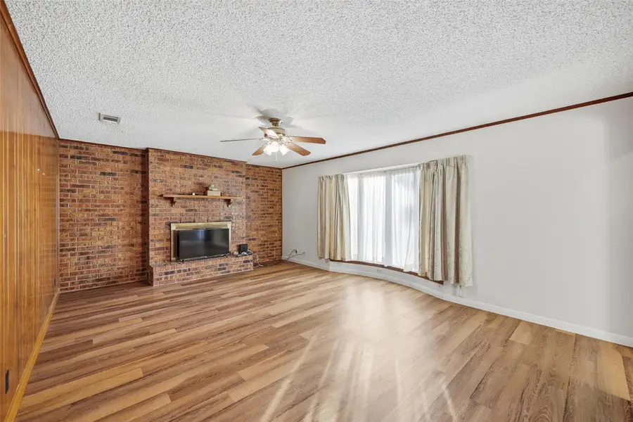 820 Layne Drive, Denison, TX 75020 - Image #3