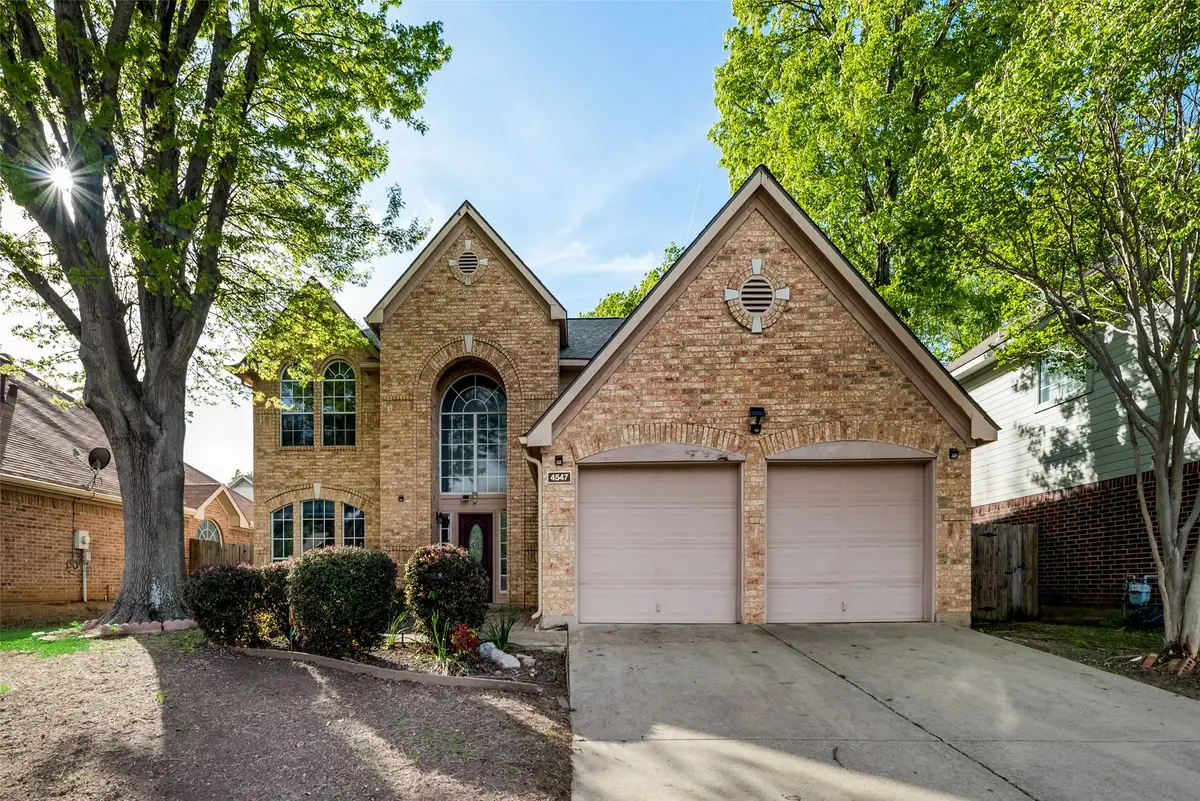 4547 Buckingham Drive, Grand Prairie, TX 75052 - #1