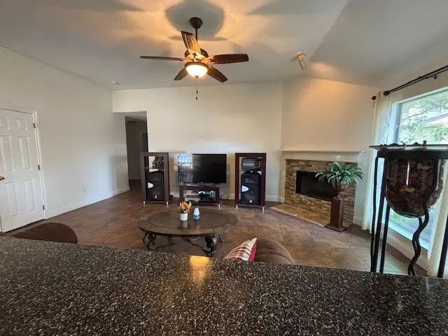 4621 Saint Francis Avenue, Dallas, TX 75227 - Image #3