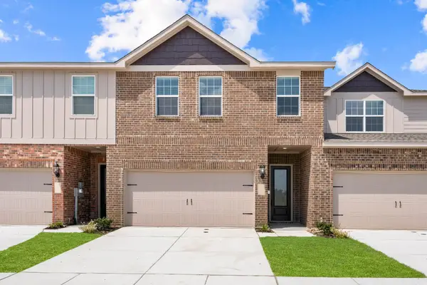 485 Mb's Way, Pilot Point, TX 76258