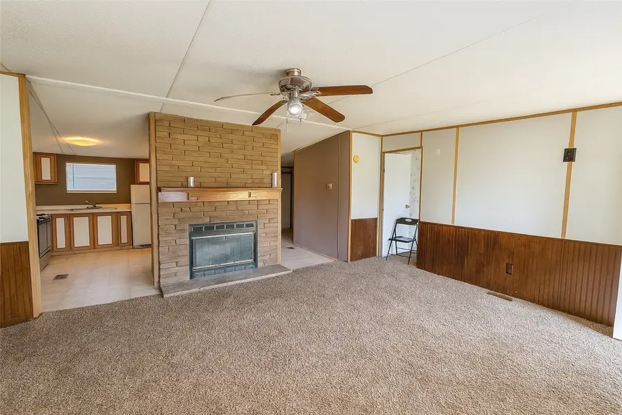 398 Avenue D, Point, TX 75472 - Image #2