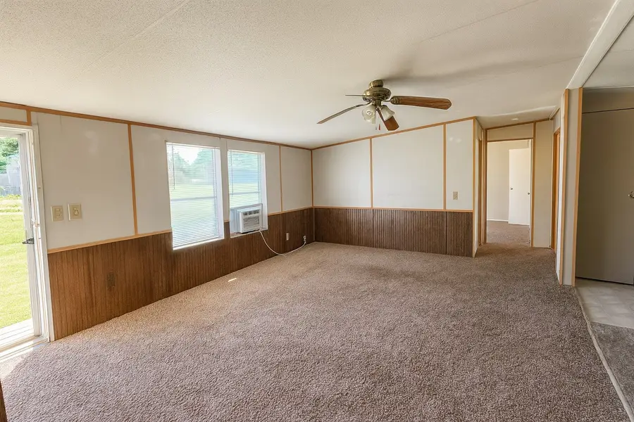 398 Avenue D, Point, TX 75472 - Image #3