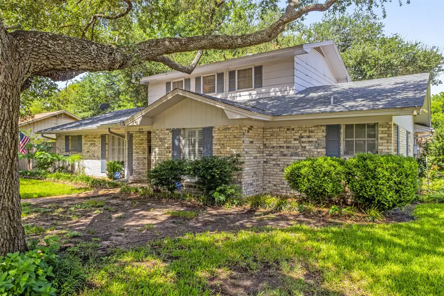 1604 N Cleveland Avenue, Cameron, TX 76520 - Image #3