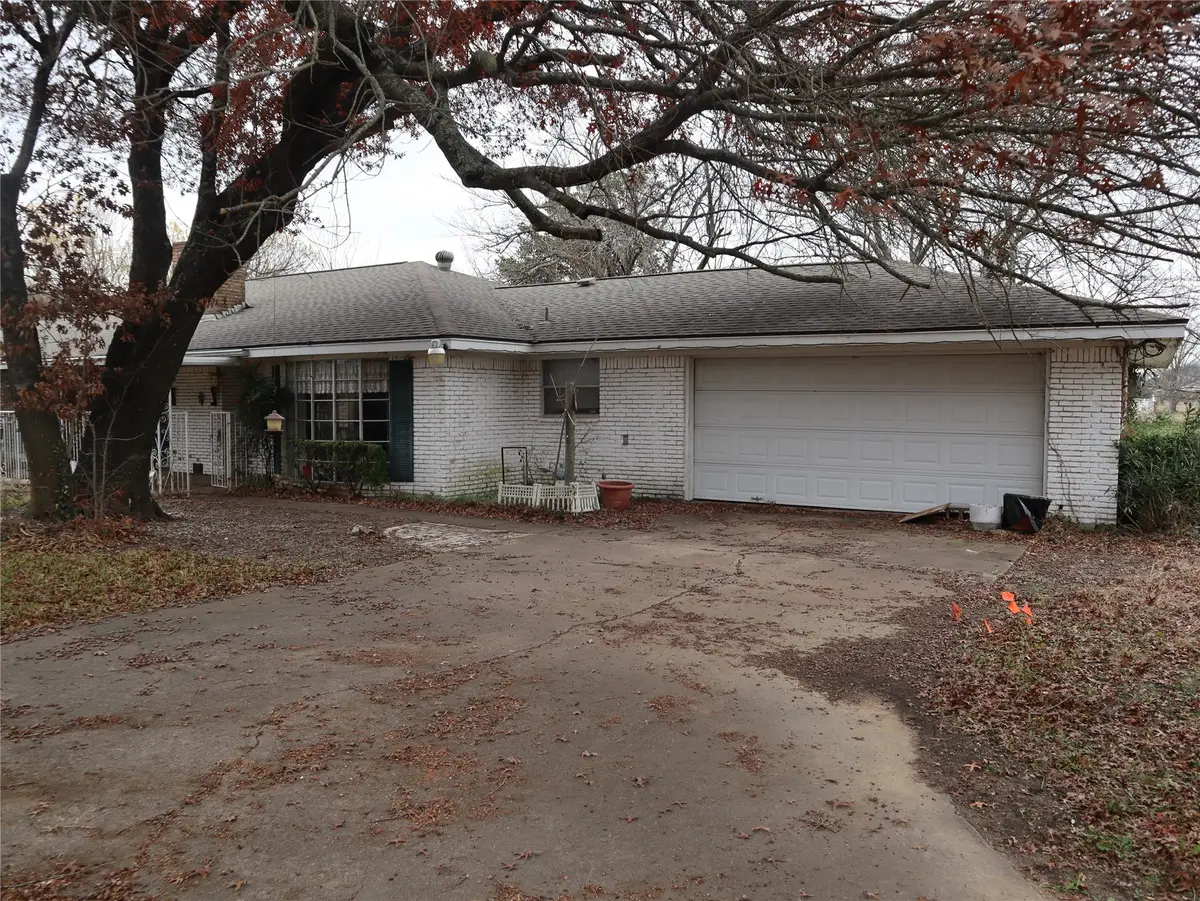 604 E Highland Road, Ovilla, TX 75154 - Image #1