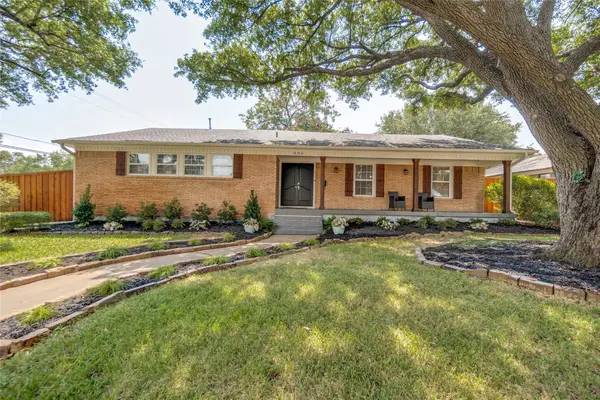 806 Knott Place, Dallas, TX 75208