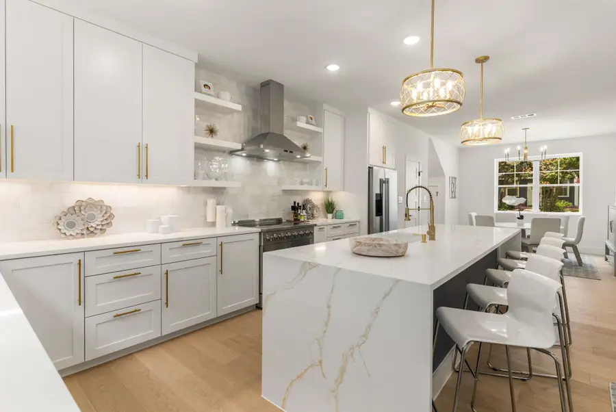 710 W White Avenue, McKinney, TX 75069 - Image #2