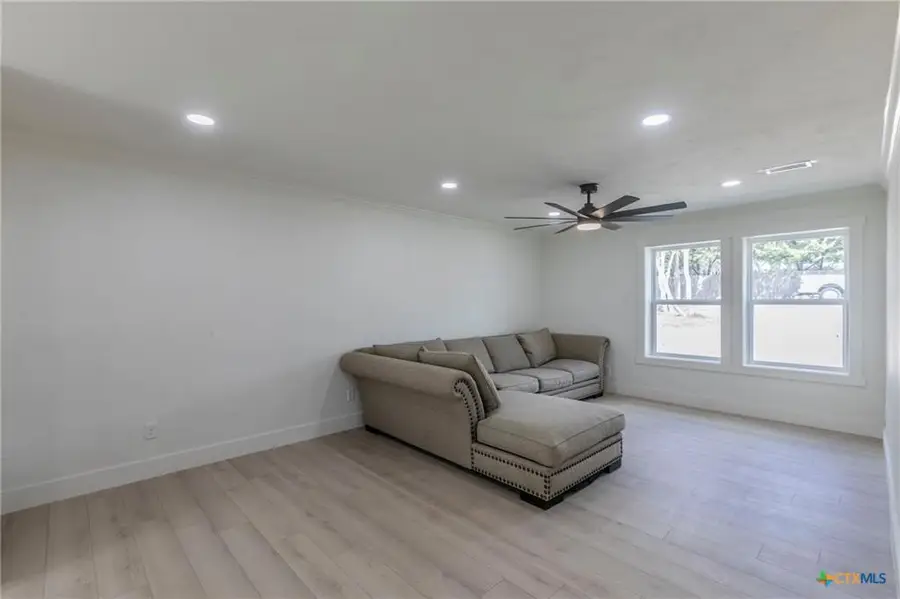 3655 Brenda Lane, Belton, TX 76513 - Image #2