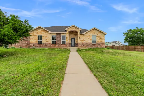 5585 Justine Place, Fort Worth, TX 76126
