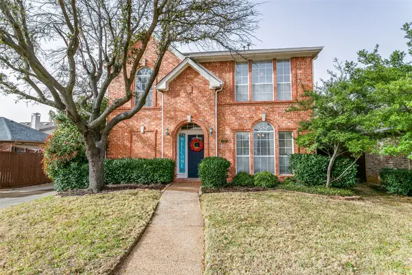 227 Moss Hill Road, Irving, TX 75063