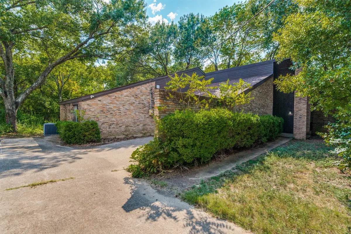 512 Spinner Road, Desoto, TX 75115 - Image #1