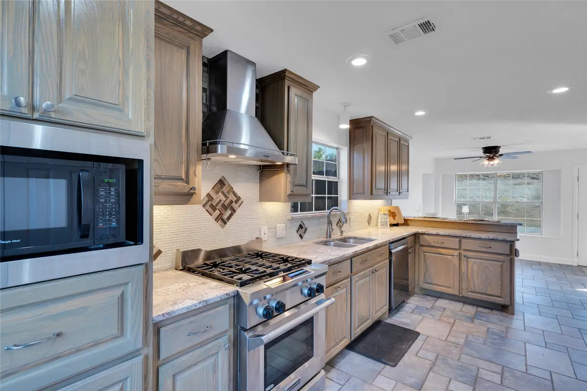 363 Balcones Drive, Fort Worth, TX 76108 - Image #1