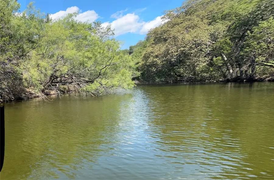 210 Castle Harbour Loop, Graford, TX 76449 - Image #2