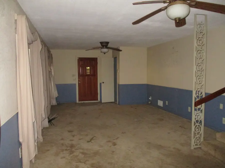 508 Lilac Drive, Granbury, TX 76049 - Image #2