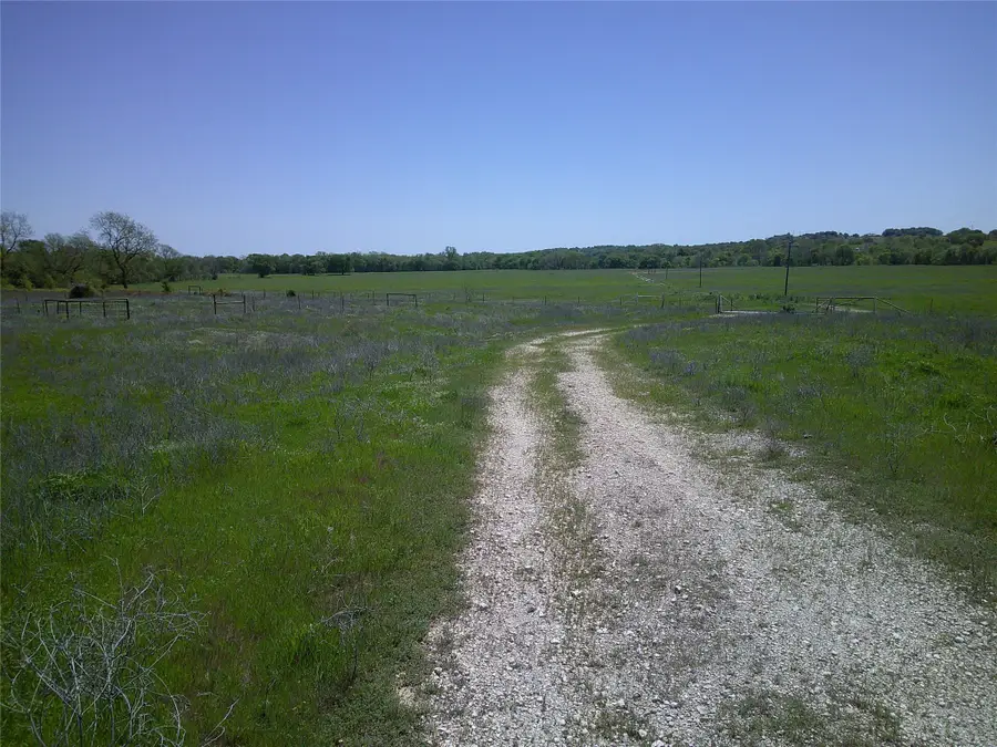 55 AC Starr Mann, Saint Jo, TX 76265 - #2