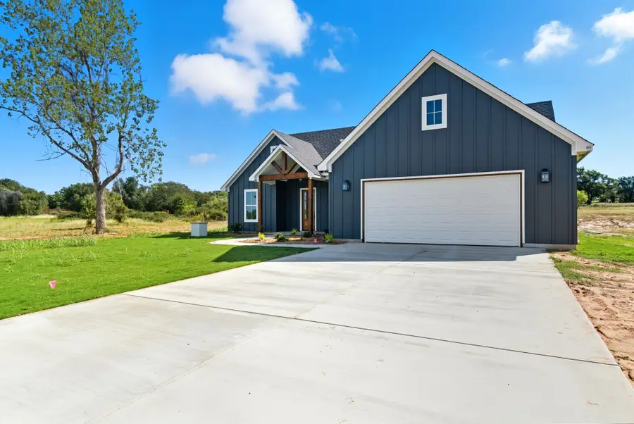 117 Graystone Drive, Weatherford, TX 76088 - Image #2