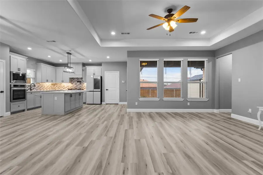 349 Kimberly Drive, Mesquite, TX 75149 - Image #2