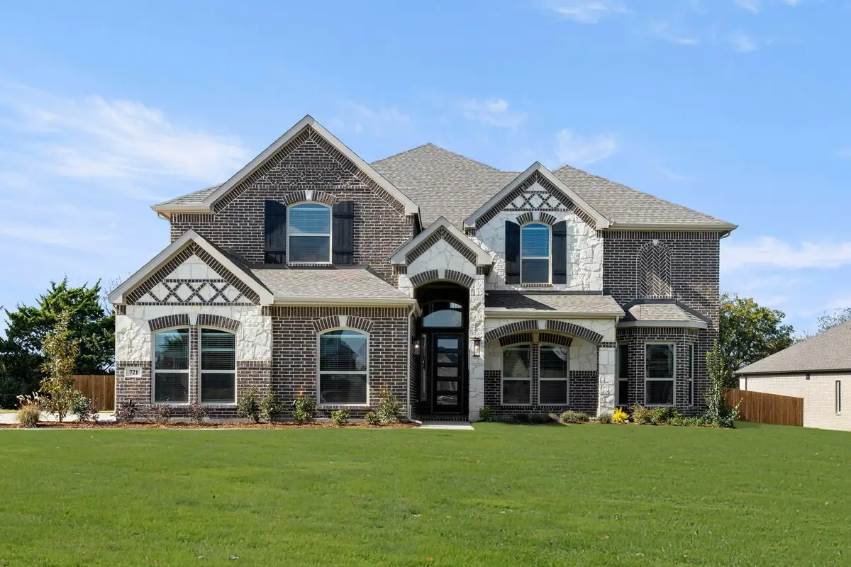 721 S Hidden Lakes Drive, Desoto, TX 75115 - Image #1