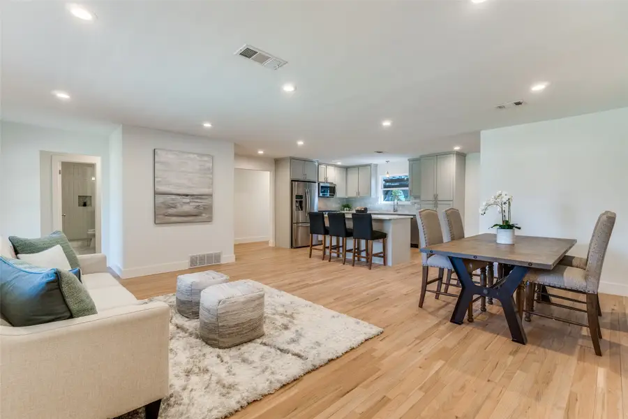 3078 Newcastle Drive, Dallas, TX 75220 - Image #3