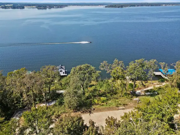 143 N Lake Bluff Drive, Bullard, TX 75757