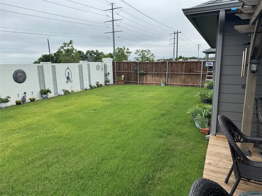 608 N Rain Barrel Place, Weston, TX 75009 - Image #2