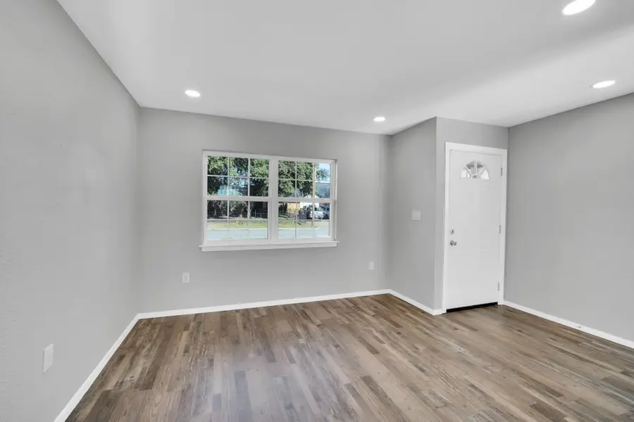 3450 Silverhill Drive, Dallas, TX 75241 - Image #3