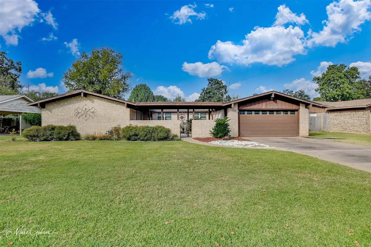 219 Walnut Lane, Bossier City, LA 71111 - Image #1