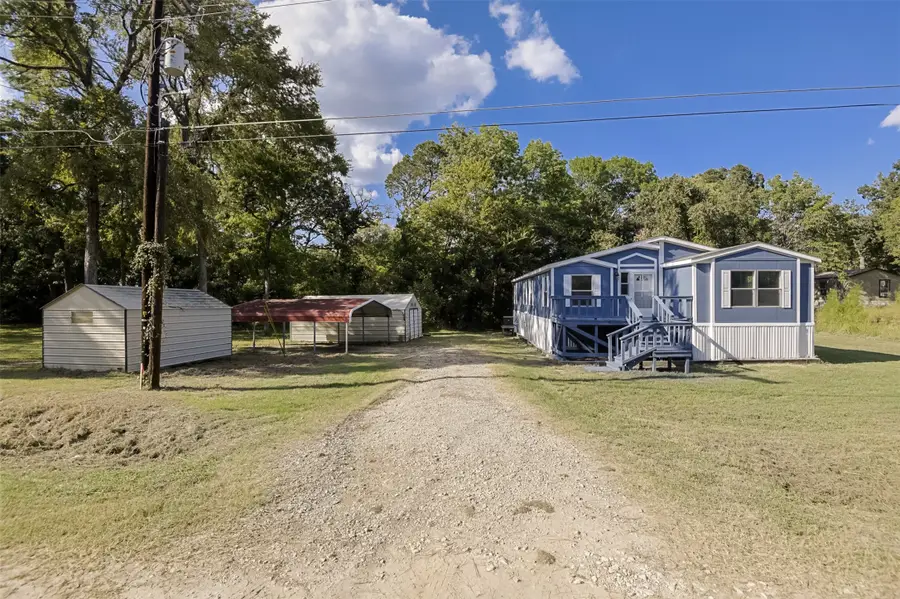 517 Pine Street, Seven Points, TX 75143 - Image #2