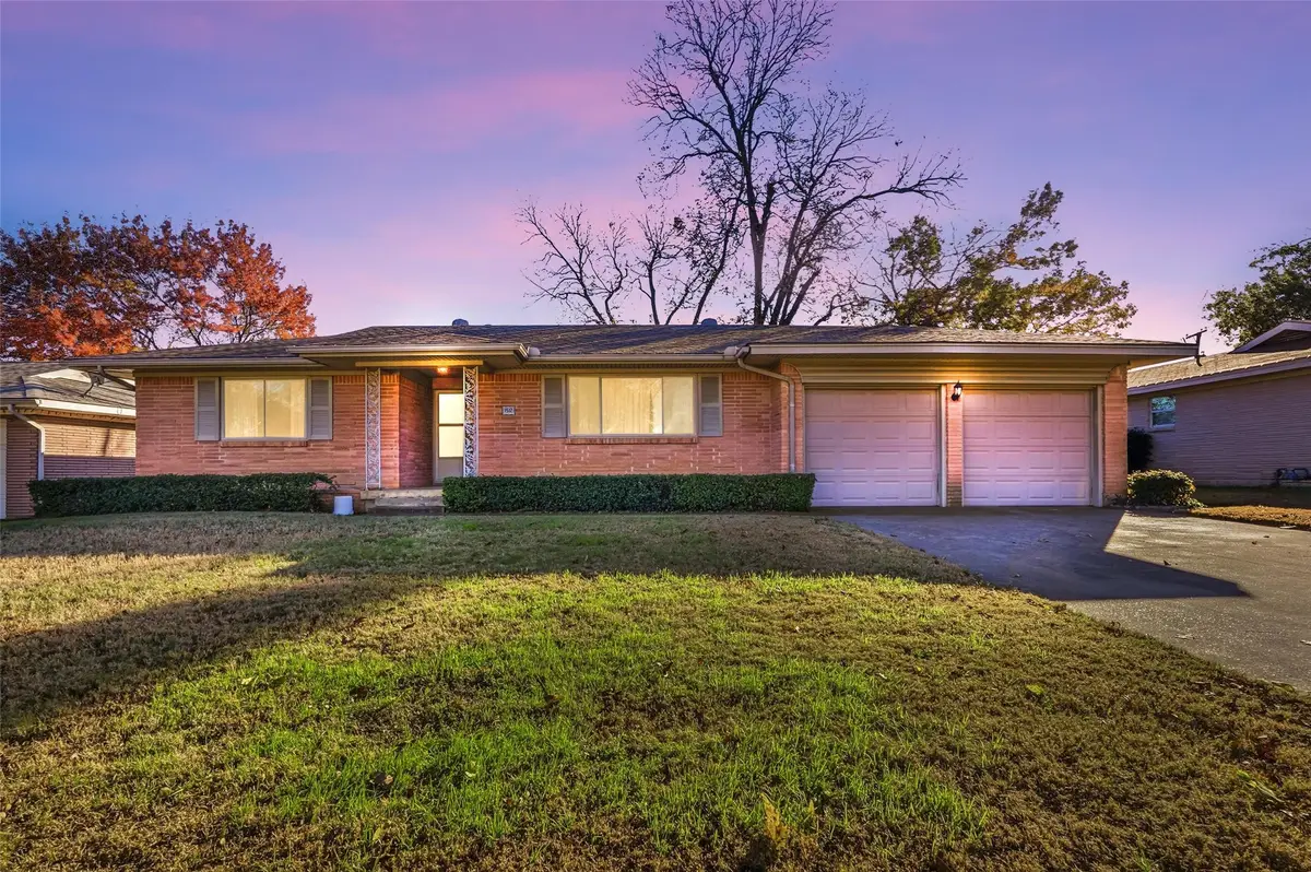 1512 White Way Drive, Arlington, TX 76013 - Image #1