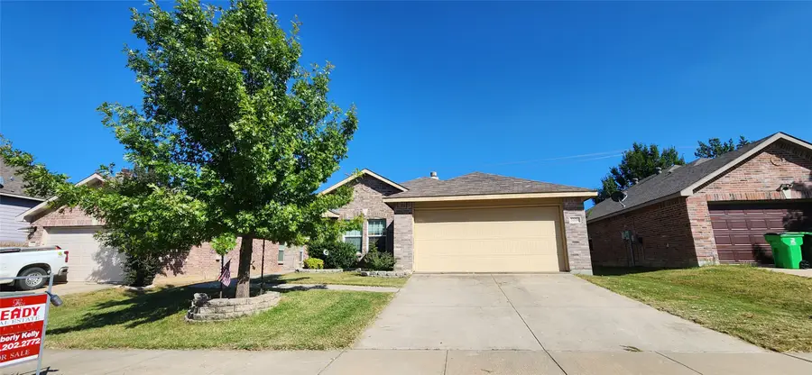 2008 Finch Cove, Aubrey, TX 76227 - Image #2