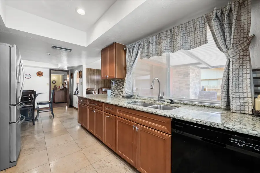 7626 Ashcrest Lane, Dallas, TX 75249 - Image #3