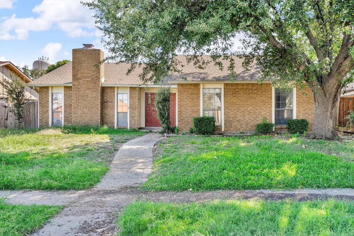 5241 Reed Drive, The Colony, TX 75056 - Image #1