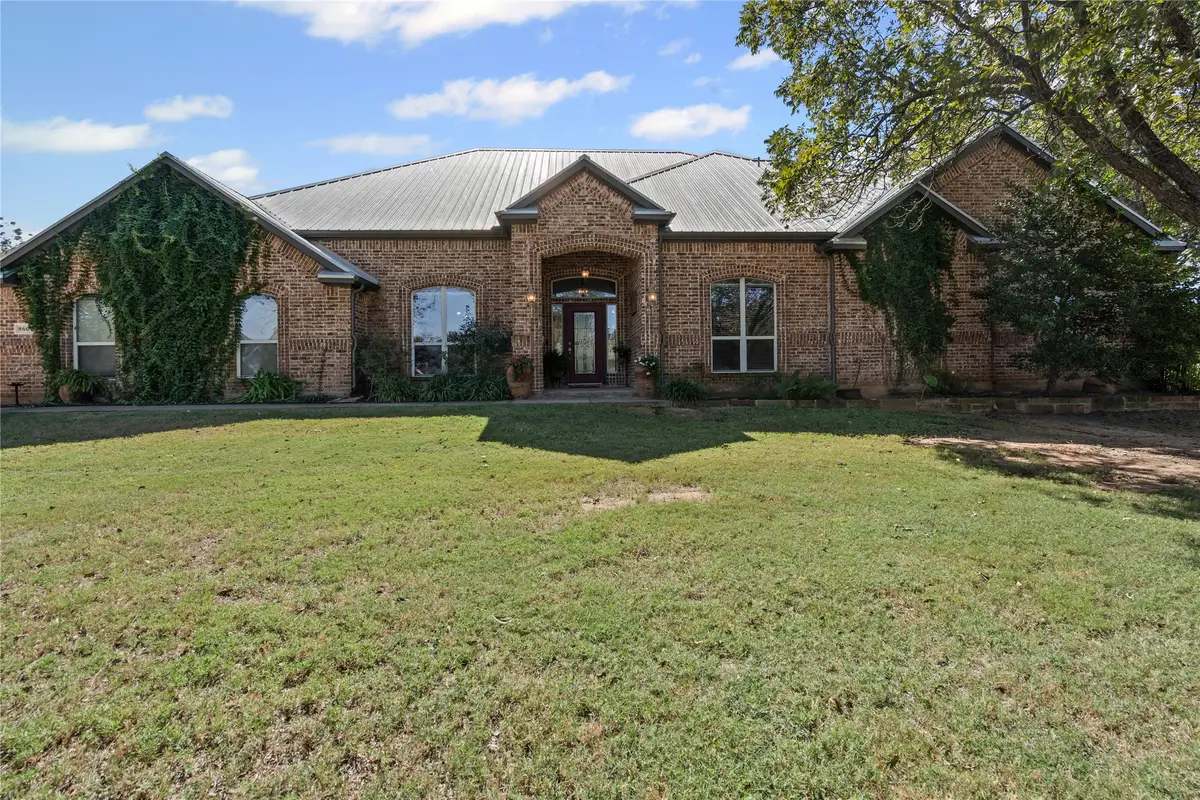 8600 Claremont Drive, Granbury, TX 76049 - Image #1