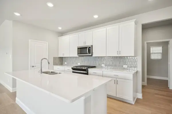 2120 Mustang Way, Seagoville, TX 75159