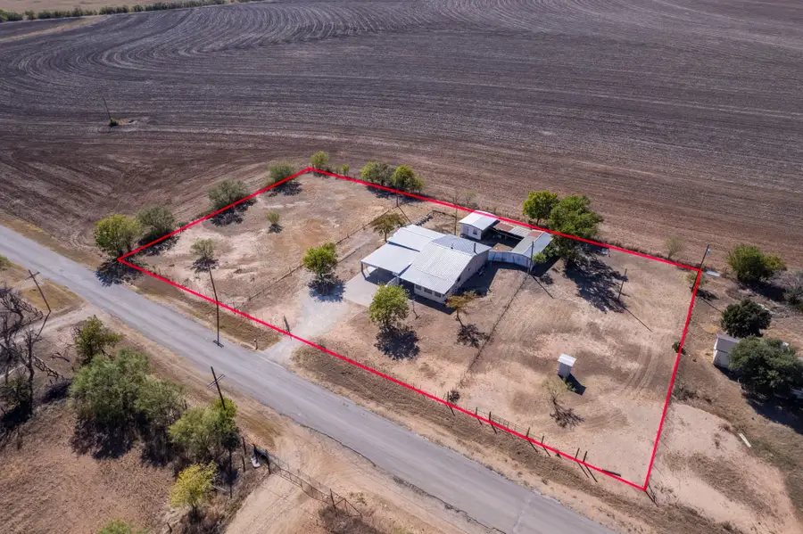 2600 5th Avenue, Coleman, TX 76834 - Image #2