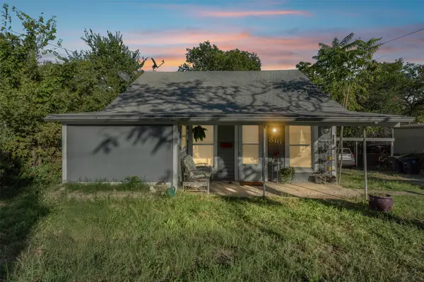 816 Springer Avenue, Fort Worth, TX 76114